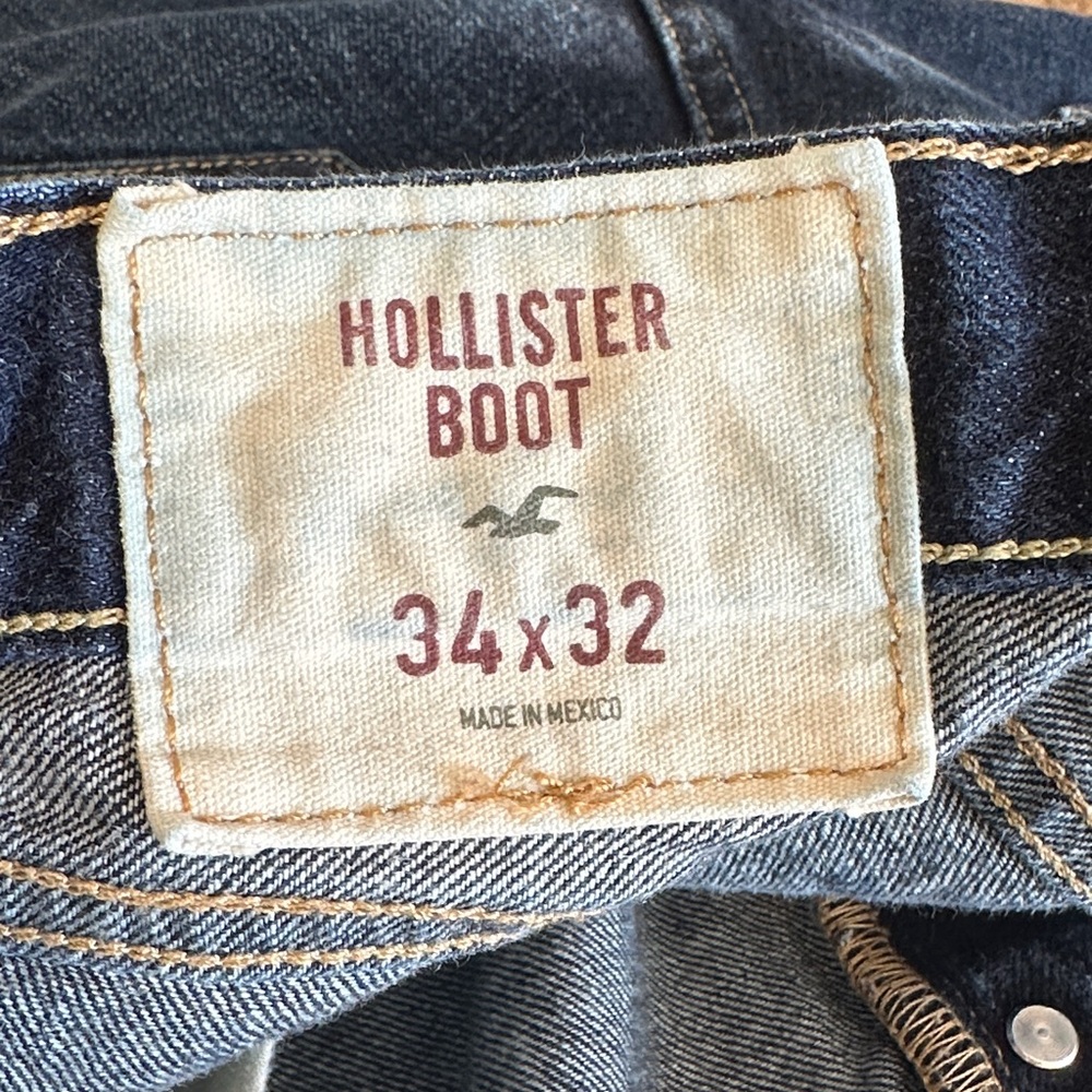 Hollister Men's Deep Blue Bootcut Jeans - Picture 9 of 9